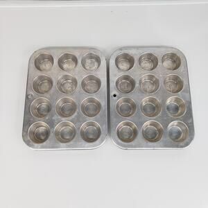 Vintage Mirro 182M Mini Muffin Pan 12 Hole Aluminum Cupcake Pastry Baking Tin US
